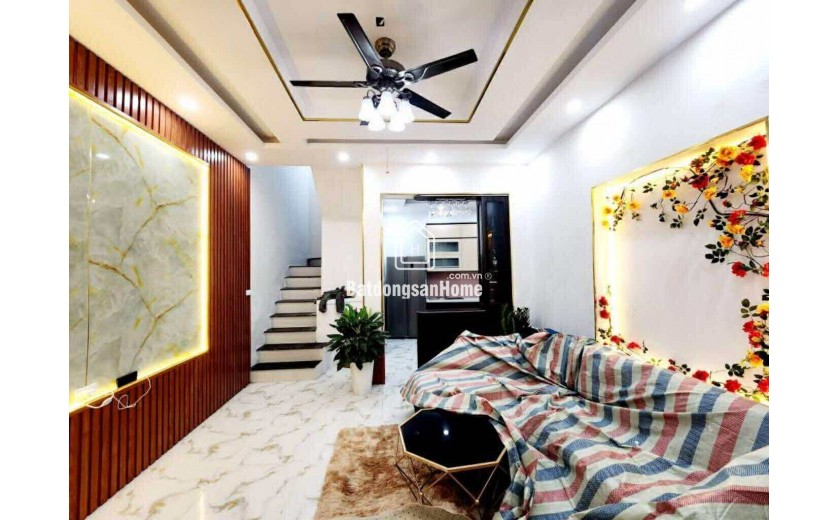 TT Hai Bà Trưng, Nhà Đẹp Dân Xây, Ngõ Nông Gần Phố, 45m - 5 Tầng Hơn 7 Tỷ